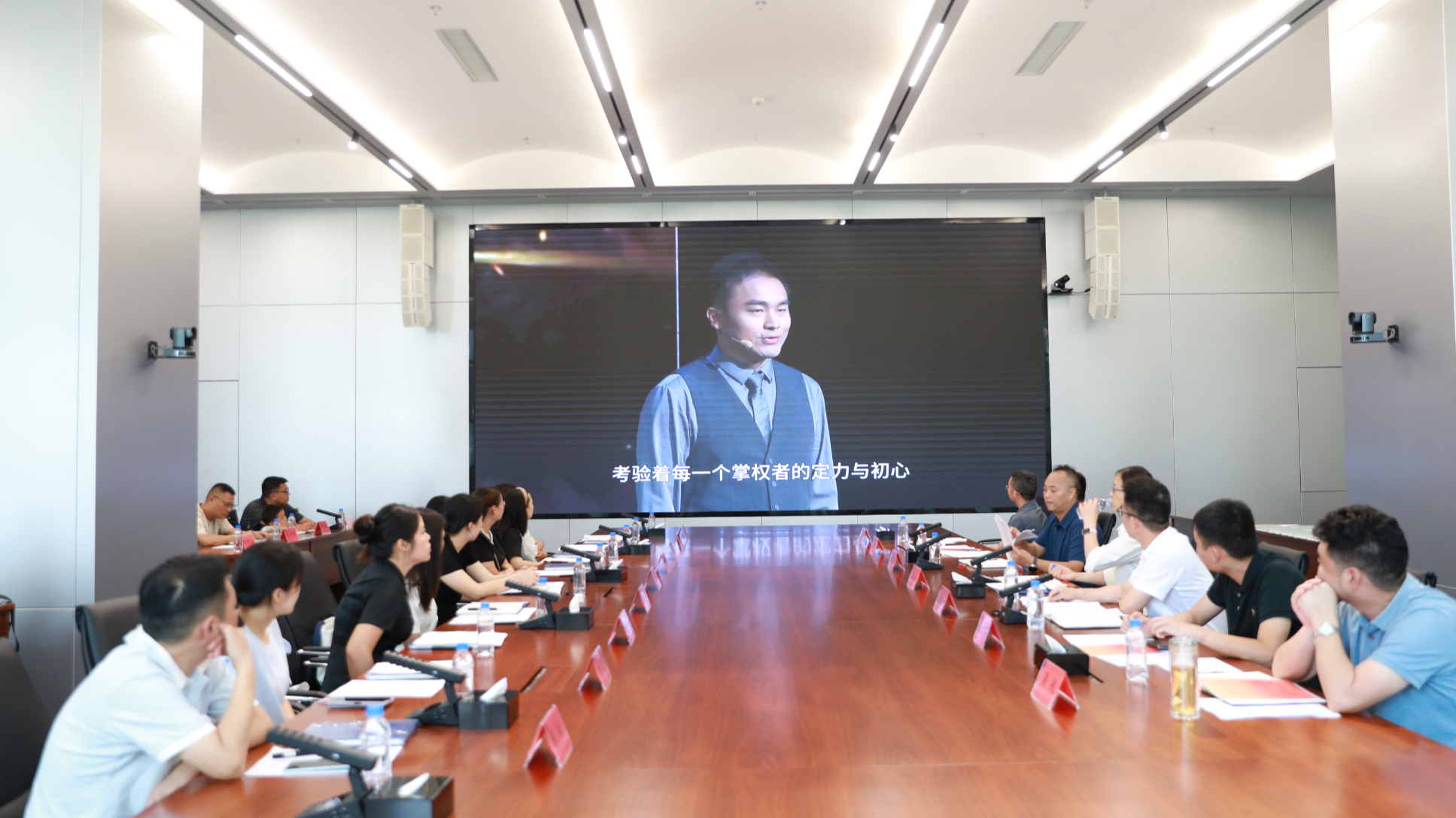 第八工程公司：开展家庭助廉教育活动