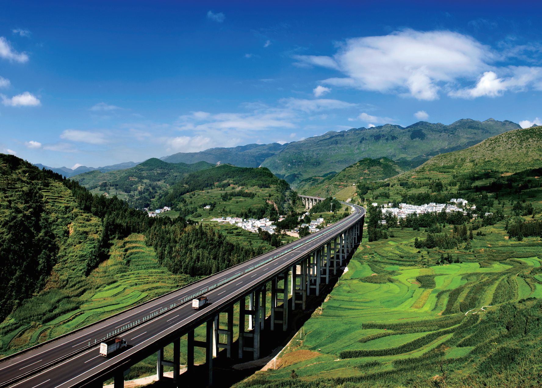 贵州公路这么美，我们邀您来拍摄！“多彩贵州•大美公路”摄影大赛开始了！