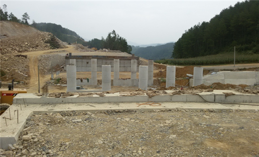 永燊互通主线跨线桥墩柱和桥台