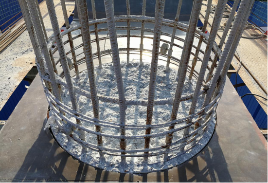 墩顶混凝土凿毛